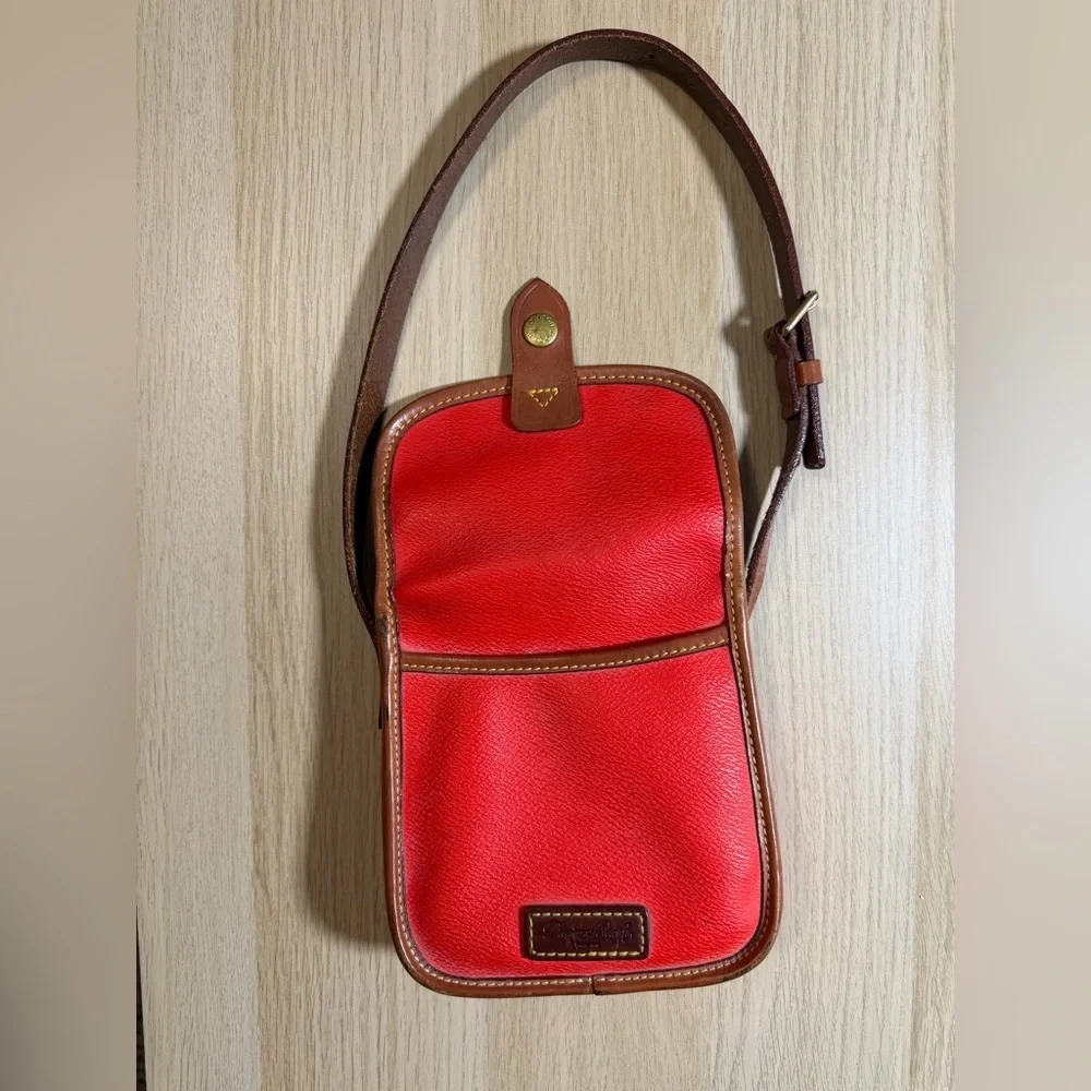 Red Dooney & Bourke Pebble Leather Short Shoulder Small flap-closure Bag
